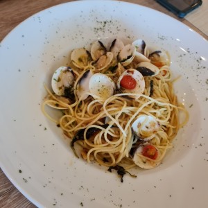 spaguetini al vongole