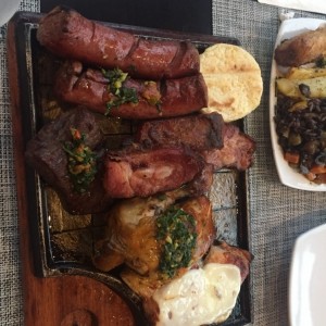 Picada de carnes mediana