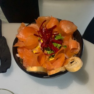 ensalada de Salmon ahumado