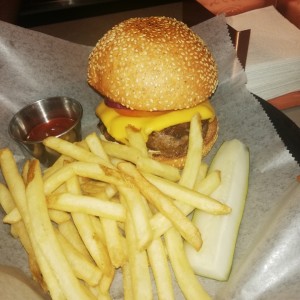 Casa Oeste Burger 