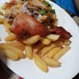 Pollo asado con papas