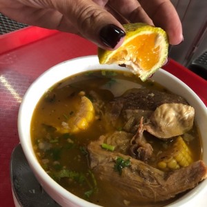 sopa de costilla especial