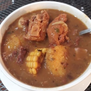 sopa de costilla