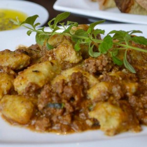 Gnocchi a la bolgnesa 