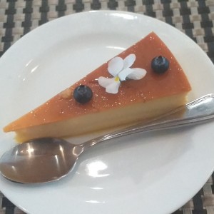 FLAN DE LA CASA / HOUSE FLAN