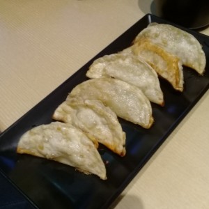 Entradas - Deep Fried Gyoza