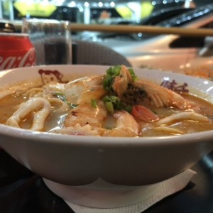 RAMEN DE MARISCOS