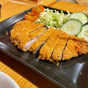 Entradas - Tonkatsu