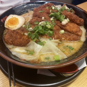 Fideos - Tonkatsu Ramen