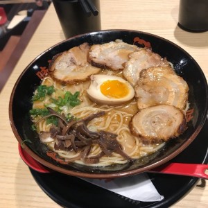 Chasyu ramen con extra fideos