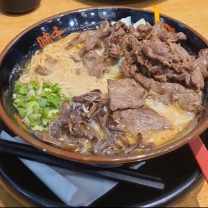 Ramen de carne 