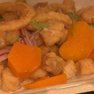 Ceviche frito de Corvina