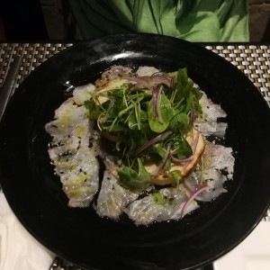 Carpaccio de corvina