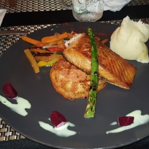 Salmon a la Plancha