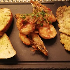 Langostino al ajillo