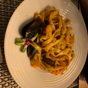 lenguini frutti di mare