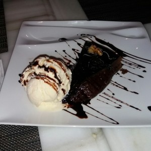 brownie con helado vainilla