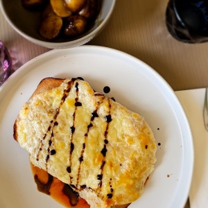 milanesa de pollo con papas rusticas