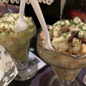 Ceviches corvina y mixto