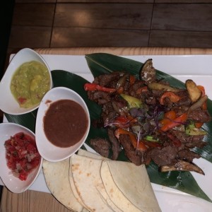 Bandeja Azteca