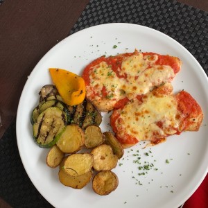 Cotoleta di pollo alla parmigiana