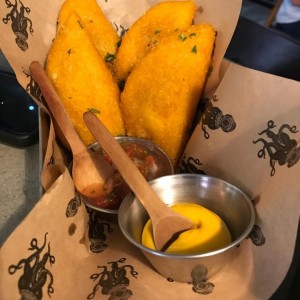 empanadas de mariscos