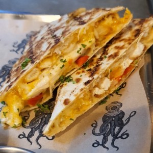 Platos Principales - Chicken Quesadilla