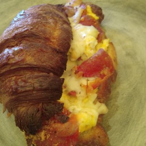 Bakery / Salados - Croissant relleno