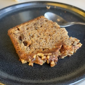 Coffecake de Guineo y Nueces