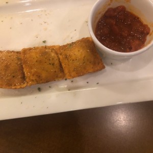 raviolis fritos