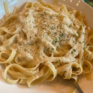 Clasicas Favoritas - Fettucine Alfredo