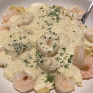 Shrimp Alfredo