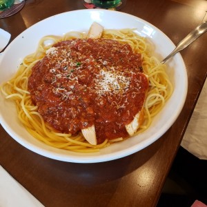 Clasicas Favoritas - Chicken Parmigiana