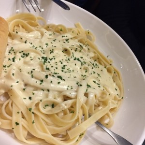 Chicken Alfredo Linguini