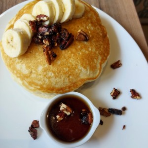 pancakes con bananas