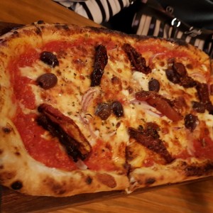 Pizza Griega