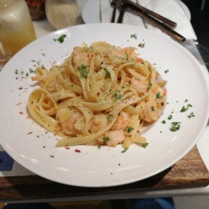 Fettuccini Aglio E Olio