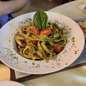 Pastas Frescas - Al Pesto