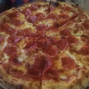 Pizza pepperoni