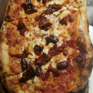 Pizza Griega