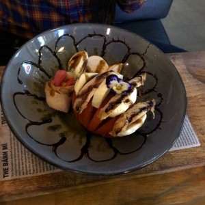 Ensalada Caprese con Pollo 