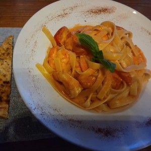 Fettuccini Gamberi Rosse