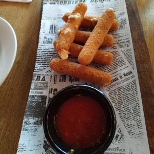 Entradas - Mozzarella Sticks