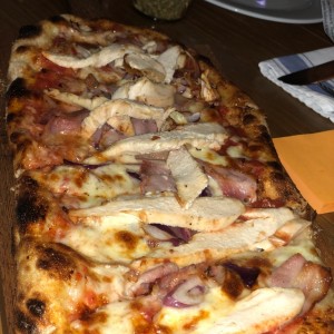 Pizza de pollo al grill