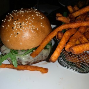 EMILIANA PRIME BURGER