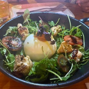 Insalata Burrata e Acciughe