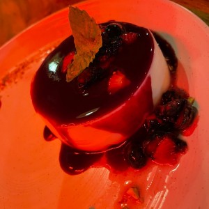 Panna Cotta in Fruto Rosso