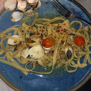 Fetuccine Vongole e Botarga