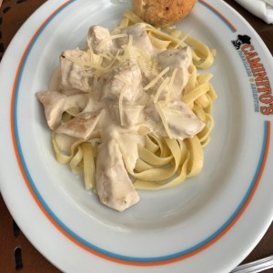 Fettuccine con pollo