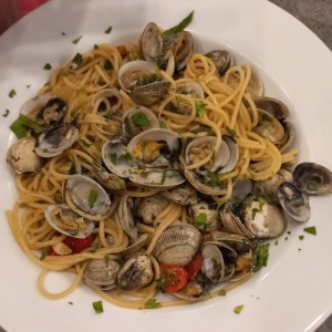 Spaguetti / Ni Alle Vongole